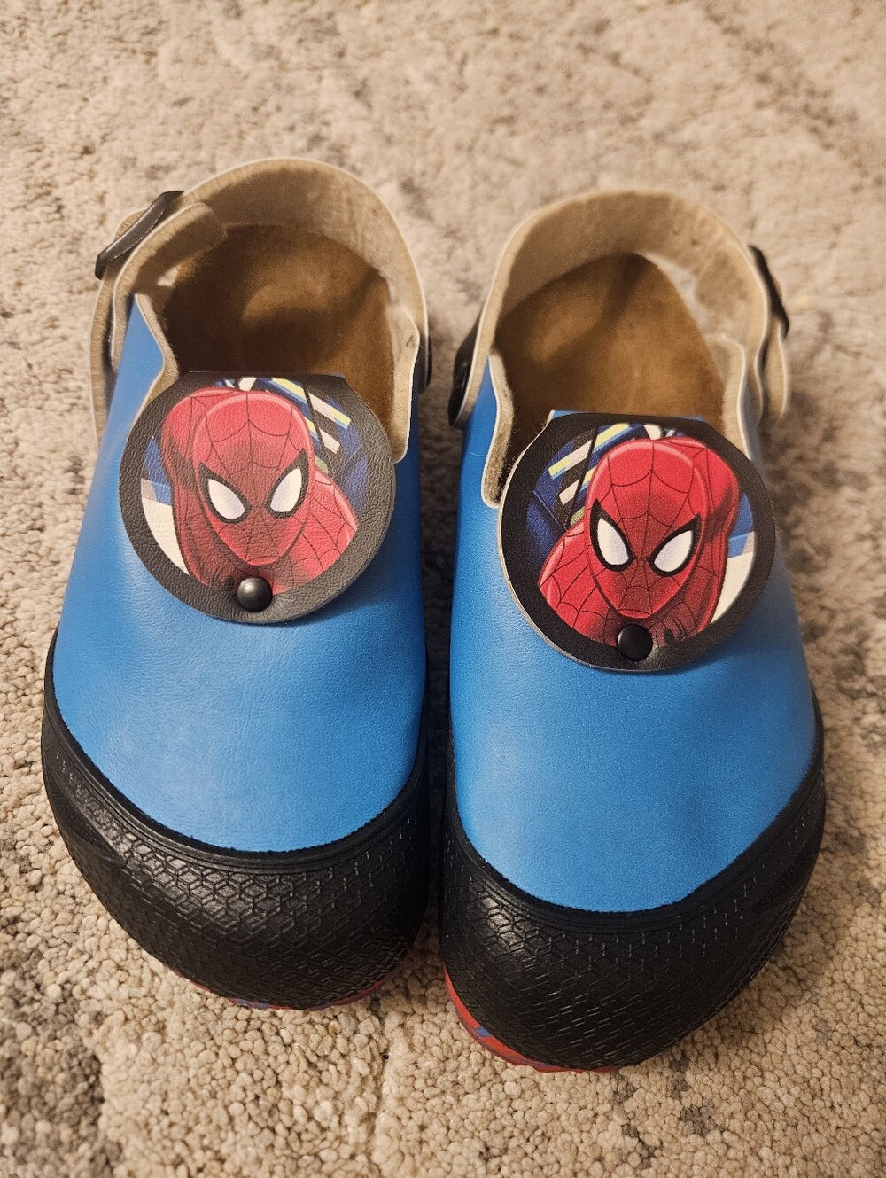 Authentic Marvel x Birkenstock Kids Spider-Man Shetland Clogs EU 29 Like NEW